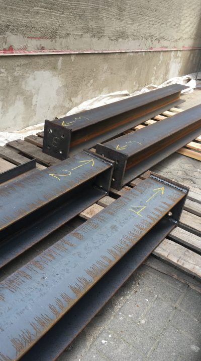 14224929541942215039